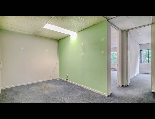 346M² BUSINESS CENTRE TO LET IN BRYANSTON
